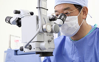 白内障手術や角膜矯正術の処置